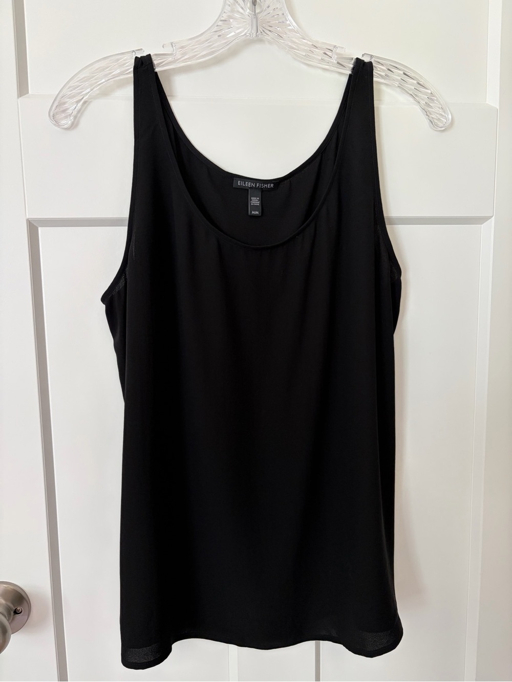 Eileen Fisher 100% Silk Black Sleeveless Scoop Tank Top M Minimalist Classic EUC